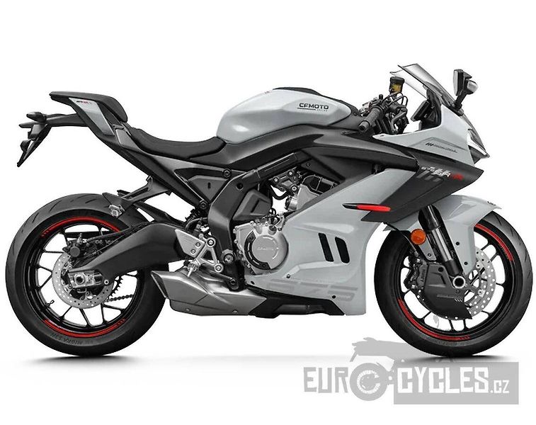 CFMOTO (2026) 675 SR-R AKCE - fotka 1 z 18