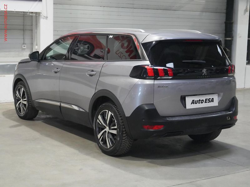 Peugeot 5008 (2020) 1.5 HDi, AT - fotka 6 z 20
