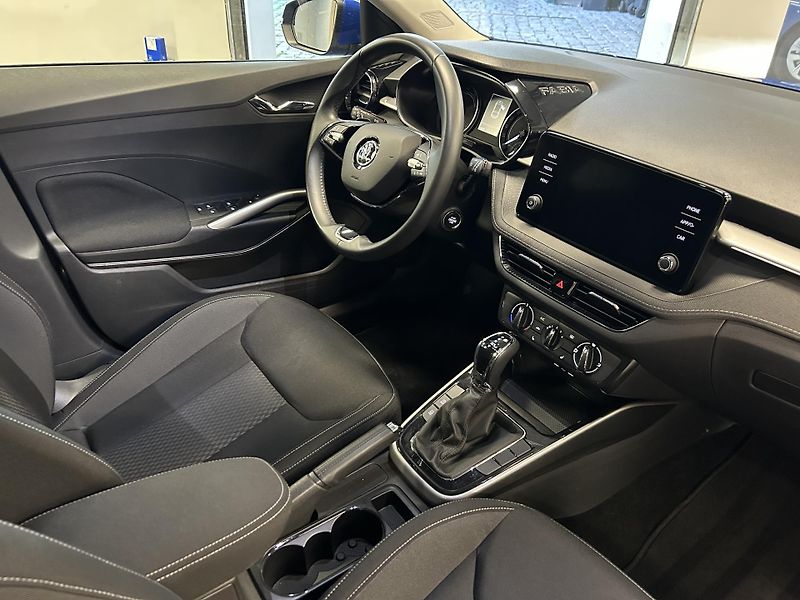 Škoda Fabia (2022) 1.0TSi DSG Style LED SmartLink - fotka 26 z 28