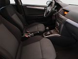 Opel Astra (2005) 1.6 16V, nová STK, Tažné - náhled 9