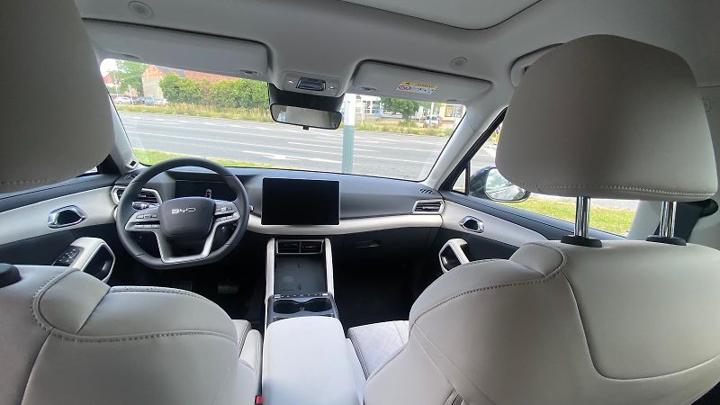 BYD ATTO 2 DM-i (2025) Boost - fotka 6 z 6