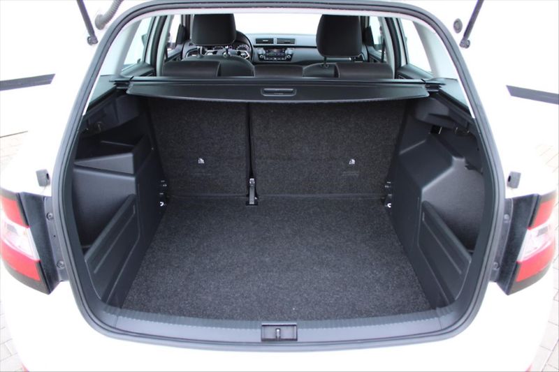 Škoda Fabia 1.0TSI 70kW AMBITION 1MAJ. ČR - fotka 11 z 21