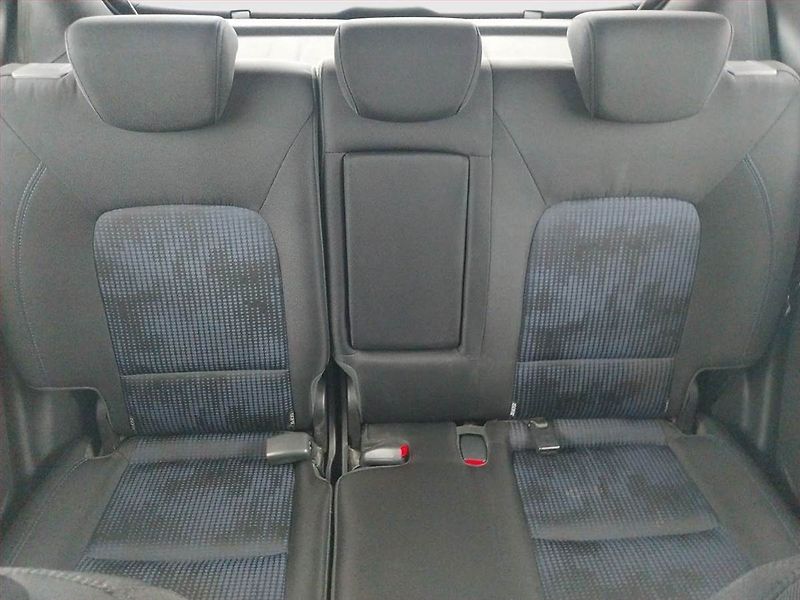 Hyundai ix20 (2016) 1.6 CVVT, Serv.kniha - fotka 10 z 15