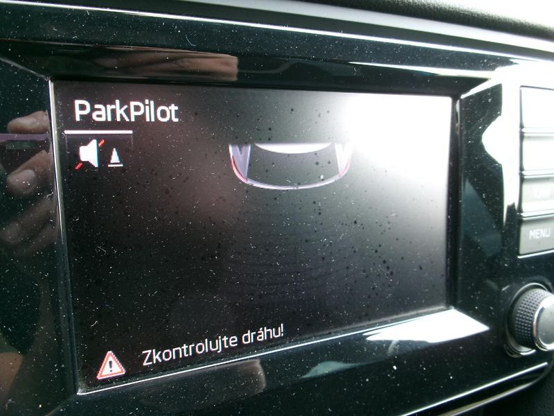 Škoda Octavia (2014) 2,0TSi VRS AC TEMP VÝHŘEV - fotka 29 z 39