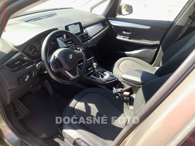 BMW Řada 2 (2017) 1.5i, 1.maj,ČR, AT - fotka 3 z 3