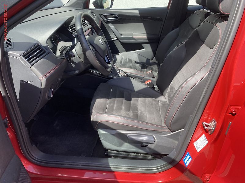 Seat Arona (2018) 1.5 TSi, FR, +ALU, LED - fotka 9 z 18
