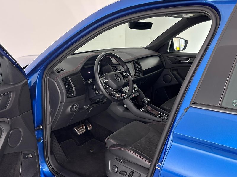 Škoda Kodiaq RS 4x4 DSG - fotka 6 z 31
