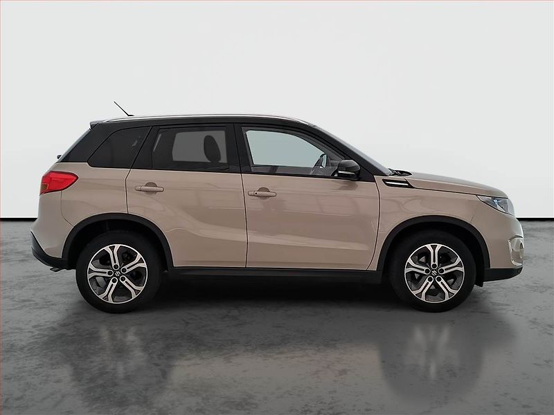 Suzuki Vitara (2018) Premium 1.6 VVT, Automat, ČR - fotka 6 z 20
