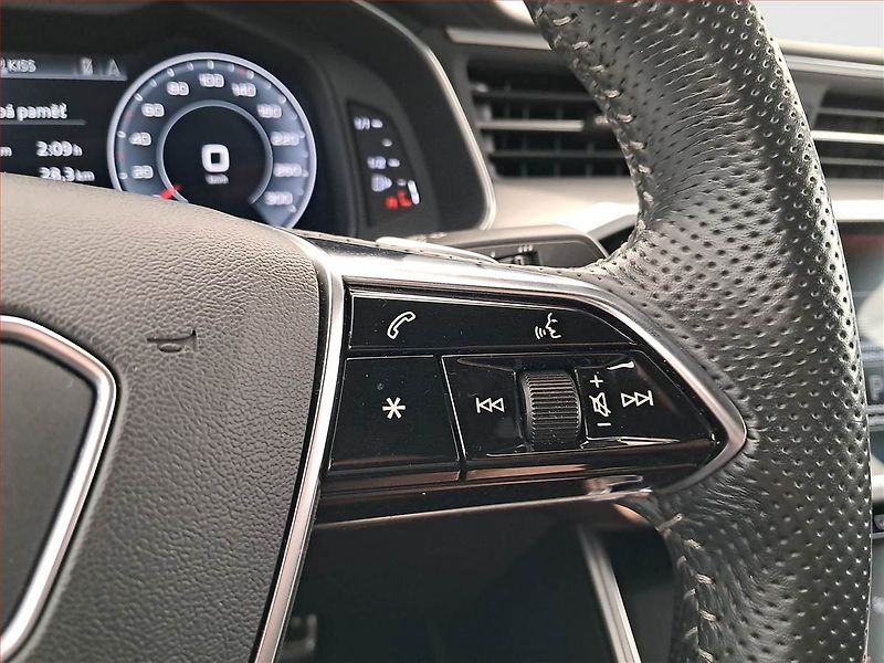 Audi A6 (2020) S line 50 TDI - fotka 22 z 22