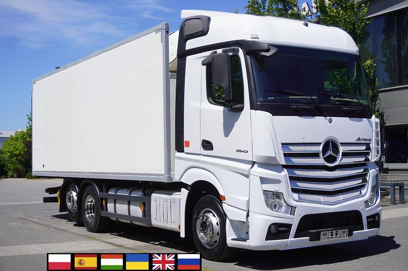 Mercedes-Benz Actros (2018) 2542 / GIGA cabin - fotka 1 z 25