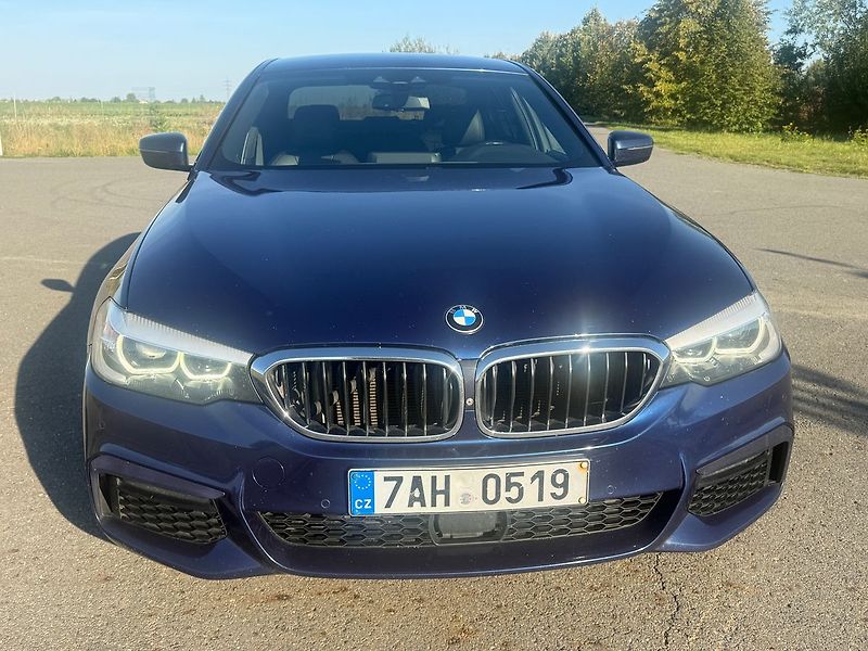 BMW Řada 5 X DRIVE PLNÁ VÝBAVA ODPOČET DP - fotka 8 z 15