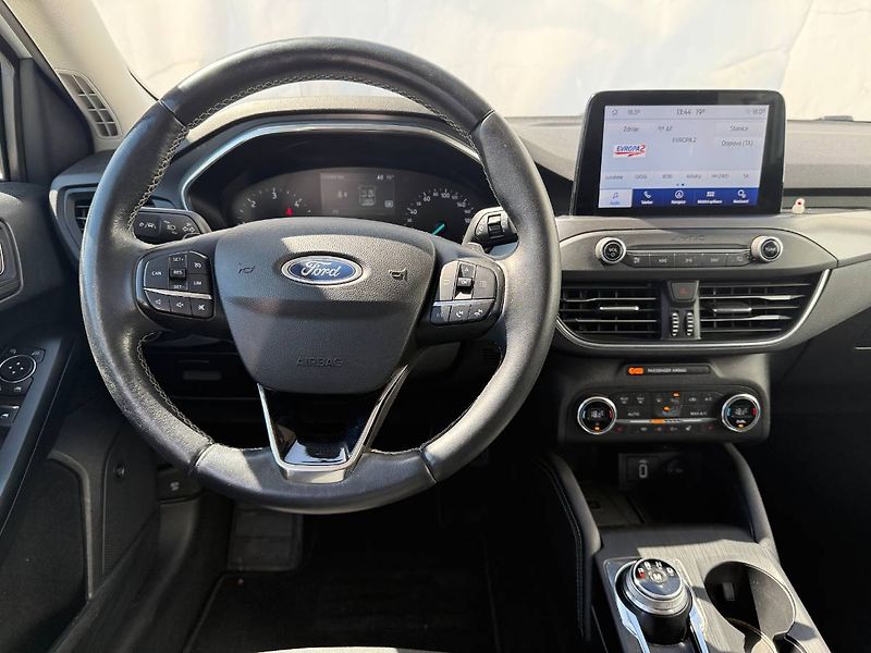 Ford Focus (2019) 2.0 EcoBlue 110 kW Titanium Po - fotka 5 z 22