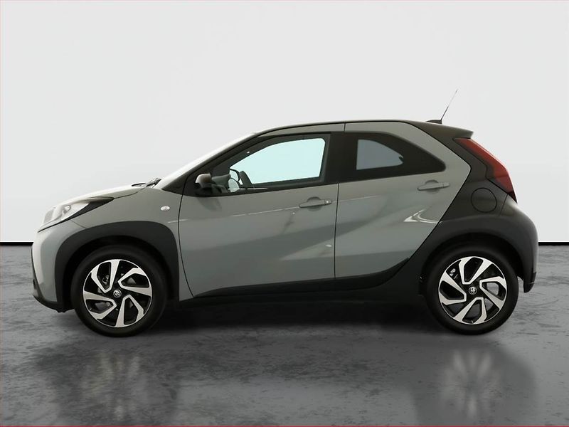 Toyota Aygo (2025) 1.0, Automat, ČR,1.maj - fotka 3 z 17
