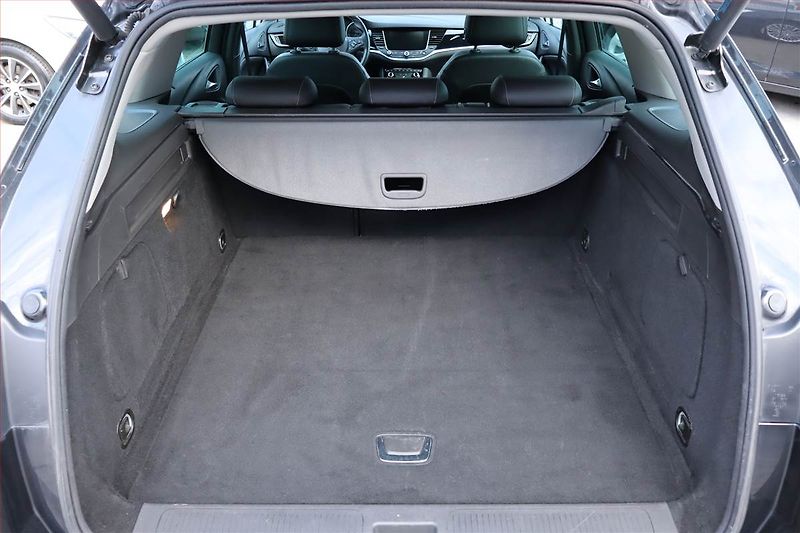 Opel Astra (2016) 1.6 CDTI, Automat, Serv.kniha - fotka 14 z 22
