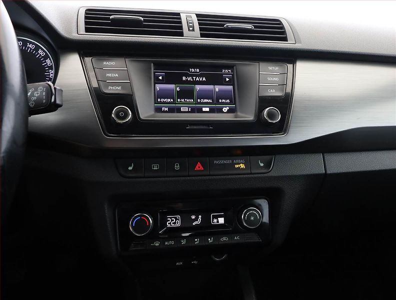 Škoda Fabia (2017) 1.4 TDI, Serv.kniha - fotka 9 z 16