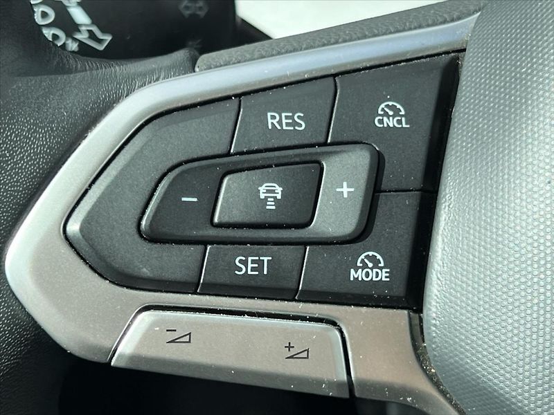 Volkswagen Golf Variant 1,5 TSi 85kW LIFE  8 REZERVACE - fotka 19 z 27