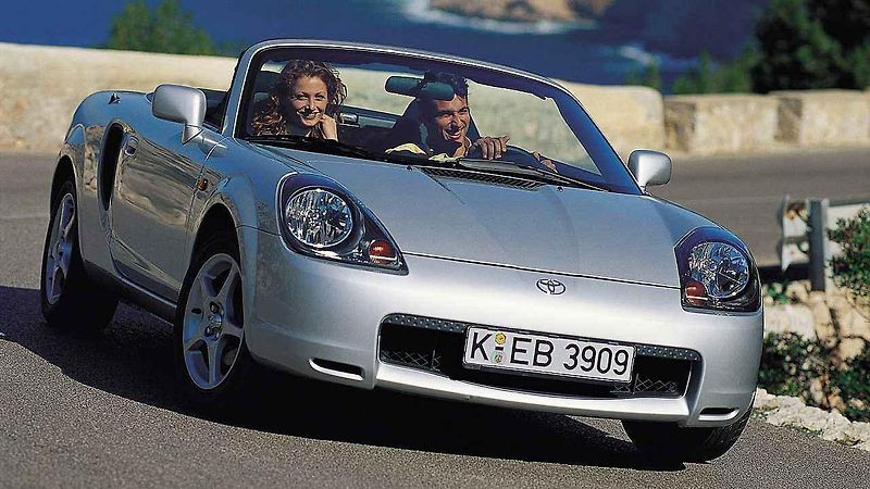 Toyota MR2.