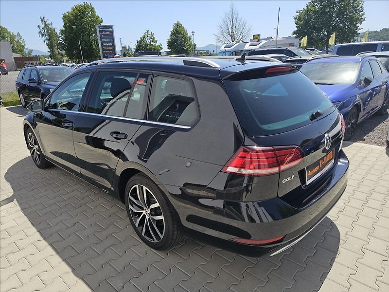 Volkswagen Golf 1,4TSi 110KW DSG Highline - fotka 8 z 50