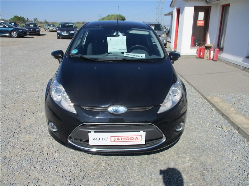 Ford Fiesta 1,2 i, aut.klima, serv.kniha, - fotka 2 z 28