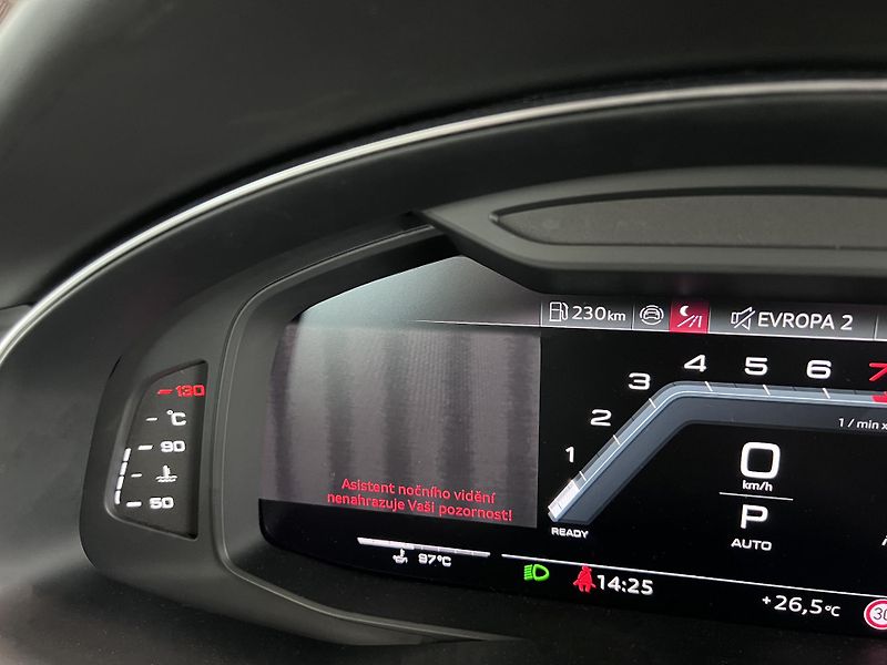 Audi SQ7 Ceramic Exclusive B&O FullSpec - fotka 24 z 33