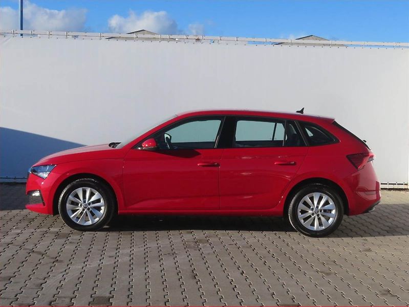 Škoda Scala (2023) Ambition 1.0 TSI, Tempomat - fotka 3 z 14