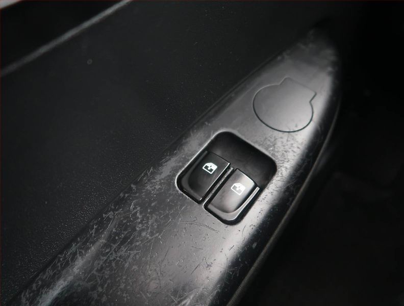 Hyundai i20 (2012) 1.2, Serv.kniha, dobrý stav - fotka 14 z 14