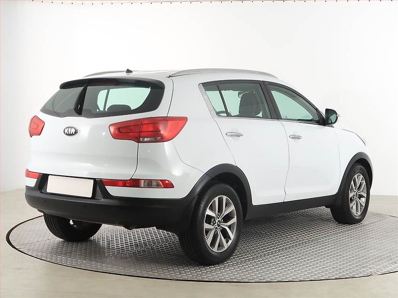 Kia Sportage (2015) 1.7 CRDi, Serv.kniha, Tempomat - fotka 5 z 17