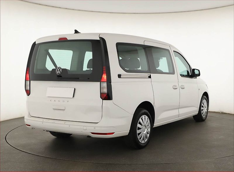 Volkswagen Caddy (2022) Maxi 1.5 TSI, 7Míst, ČR, 1Maj - fotka 5 z 18