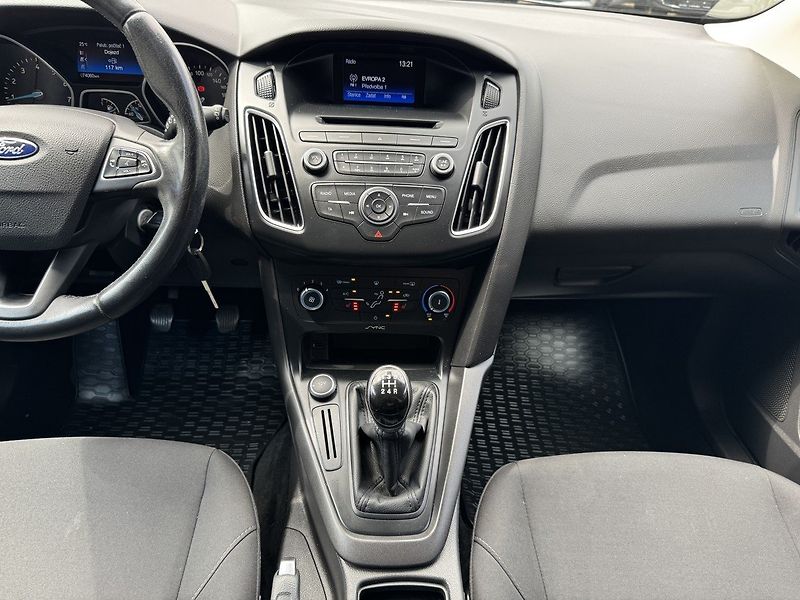 Ford Focus (2016) 1.6i Ti-VCT Klima Winter Paket - fotka 10 z 50