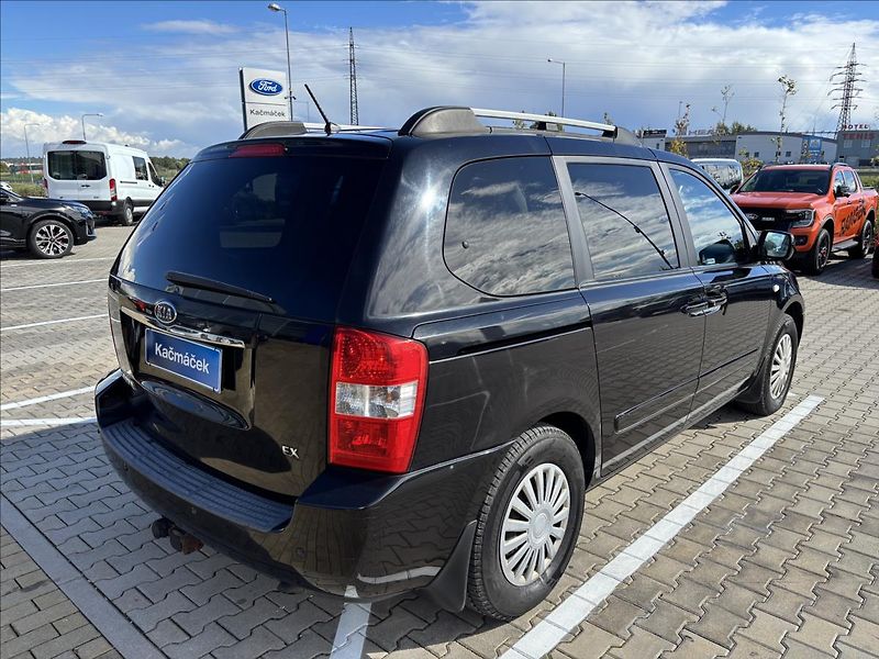 Kia Carnival 2,9 CRDi 136kW 7 Míst - fotka 5 z 43