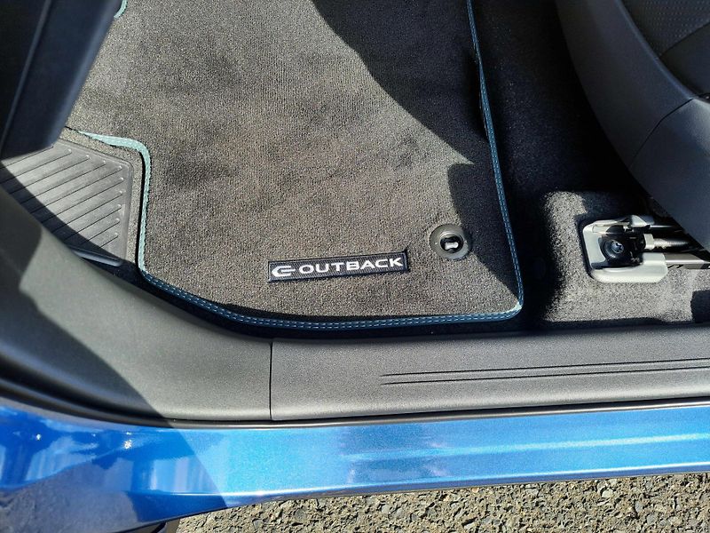 Subaru E-Outback (2026) Executive 75 kWh AWD 280 kW - fotka 27 z 70
