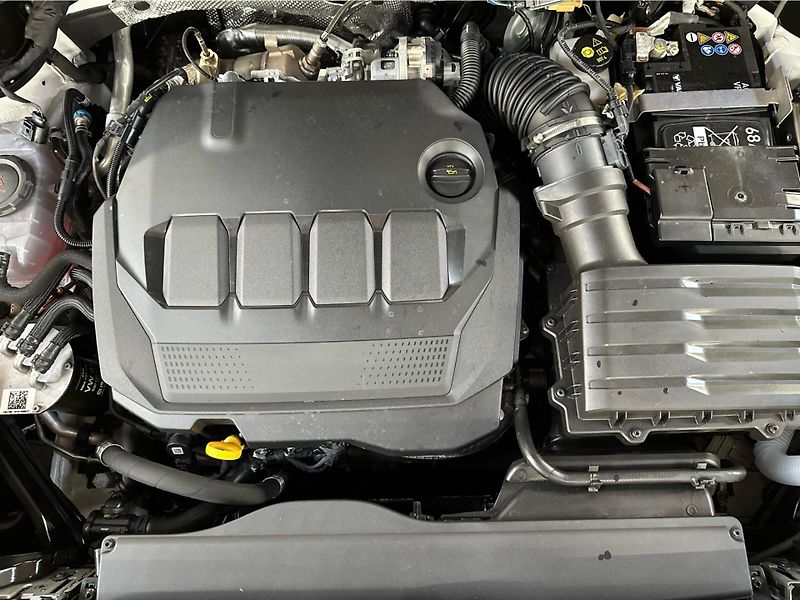 Škoda Kodiaq 2.0TDi 142kW DSG 4x4 SELECTION - fotka 21 z 22