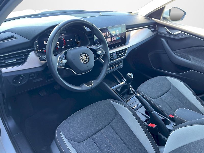 Škoda Kamiq (2023) 1.0 TSI 81 kW Style Plus - fotka 5 z 32