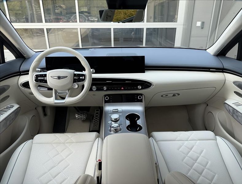 Genesis GV70 AWD  FL Electrified Premium - fotka 13 z 23