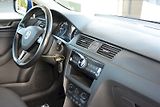 Škoda Rapid (2018) 1.0 TSI 70 kW Active PLUS - náhled 13