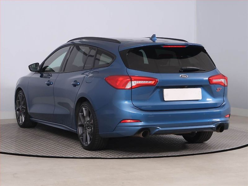 Ford Focus (2020) 2.3 EcoBoost ST - fotka 4 z 26