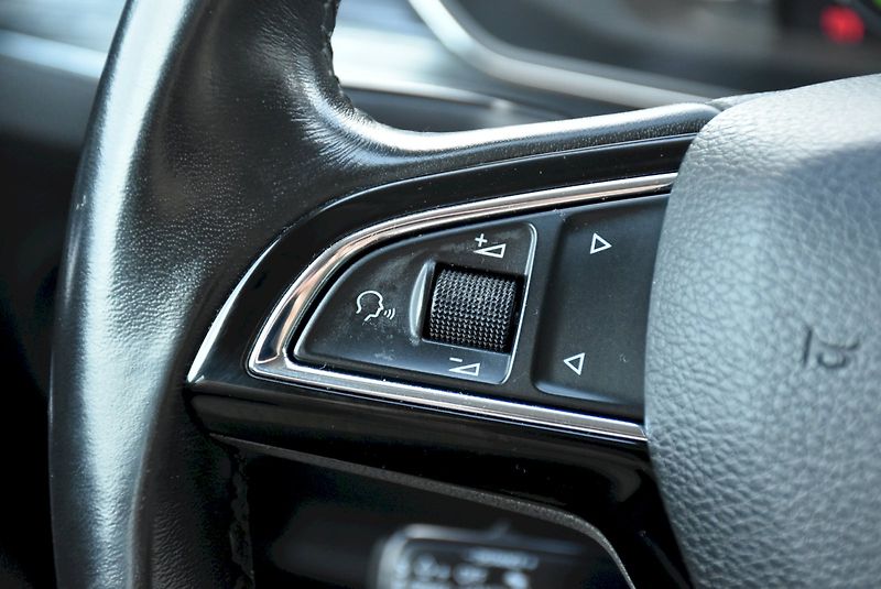 Škoda Superb (2020) Style 2.0 TDI 110kW DSG - fotka 28 z 34