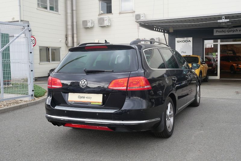 Volkswagen Passat - fotka 2 z 6