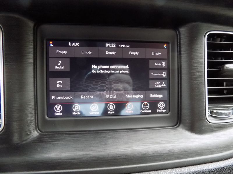 Dodge Charger (2019) 5,7 HEMI/AWD/AT/ - fotka 29 z 34