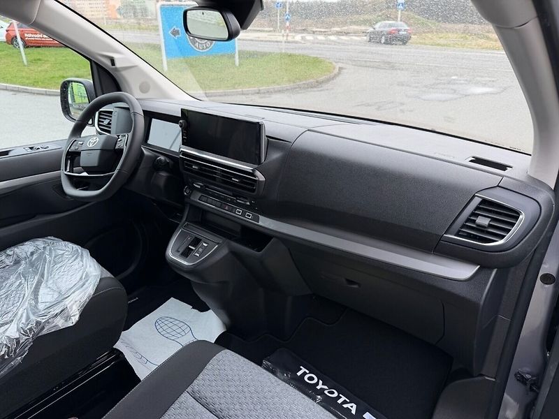 Toyota ProAce Verso L1 2.2D MAN6 Business Comfort - fotka 6 z 8