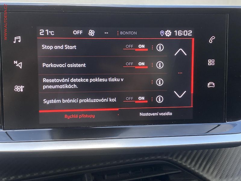 Peugeot 208 (2023) 1.2PT, Allure, LED - fotka 15 z 18