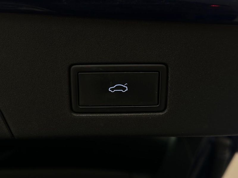 Volkswagen Ostatní (2021) 77 kWh Pro Max 150 kW - fotka 11 z 28