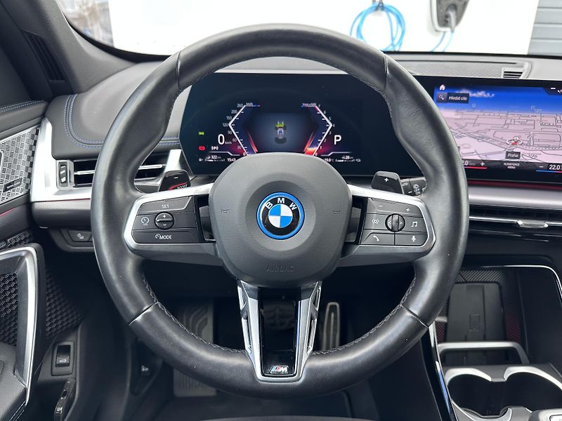 BMW X1 xDrive30e M-Sport - fotka 10 z 28