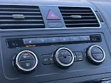 Volkswagen Touran 1.2TSi 77kw  7MÍST TEMPOMAT  - náhled 21