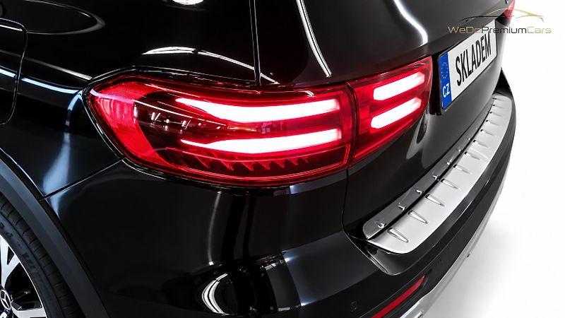 Mercedes-Benz GLB 220 4M Progressive Advanced - fotka 6 z 17