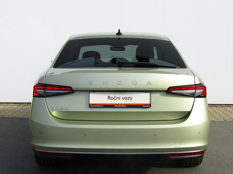 Škoda Superb (2026) L&K 2.0 TDI 110 kW DSG - fotka 11 z 30