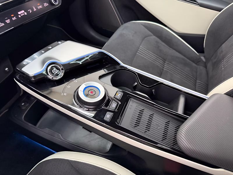 Kia EV6 GT-Line 77.4kWh Pano Meridian - fotka 21 z 28