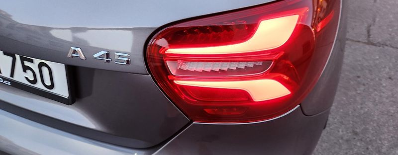 Mercedes-Benz Třídy A (2015) 45*AMG*4M*NIGHT*KŘIDLO*440PS - fotka 40 z 50