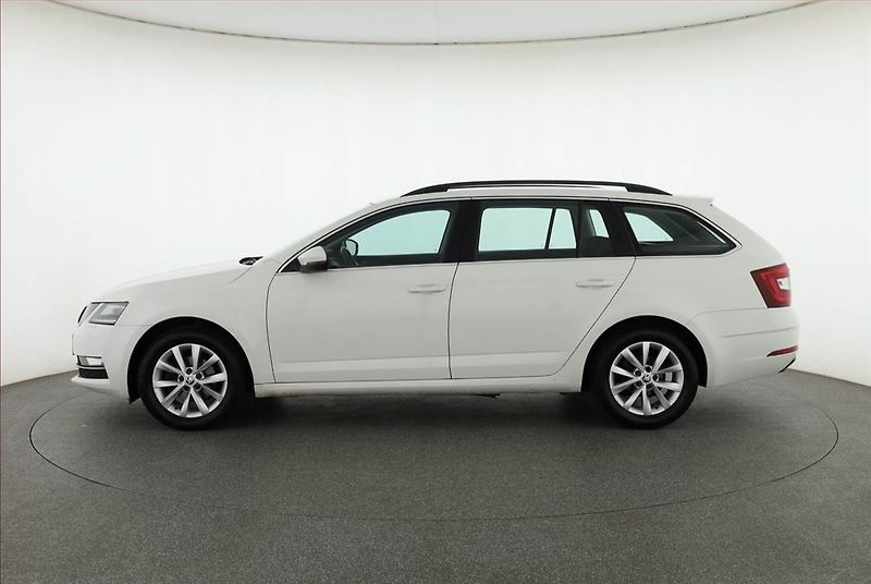 Škoda Octavia (2018) Style 1.6 TDI, Tempomat - fotka 3 z 20