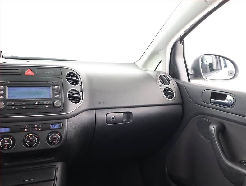 Volkswagen Golf Plus (2006) Comfortline 1.9 TDI, po STK - fotka 8 z 15